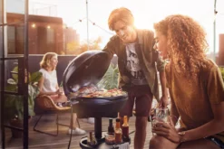 SEVERIN Barbecue-Standgrill PG 8541 Mit Haube 2000 Watt -Deutschland Severin Verkaufs-Shop 03fbcadc9b7758b771393da924a88e2e